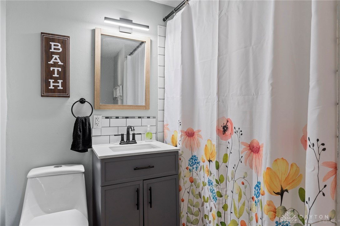 4585 Powell Road Dayton, OH 45424 - Photo 21 of 44 Gallery Image 21