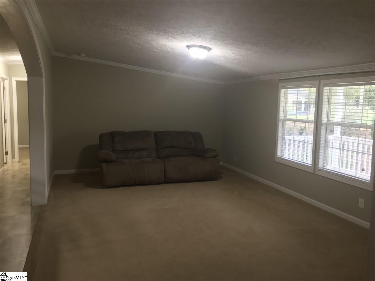 311 Perry Road Greer, SC 29651 - Photo 3 of 27 Gallery Image 3