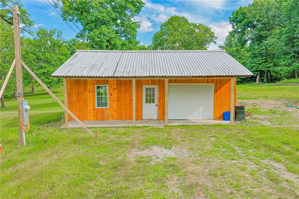 325 Oakdale Road Darlington, PA 16115 - Photo 2 of 20