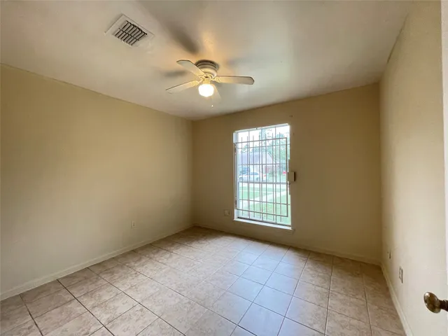 $1,600 | 7110 Foxmar Lane, Humble, TX 77338