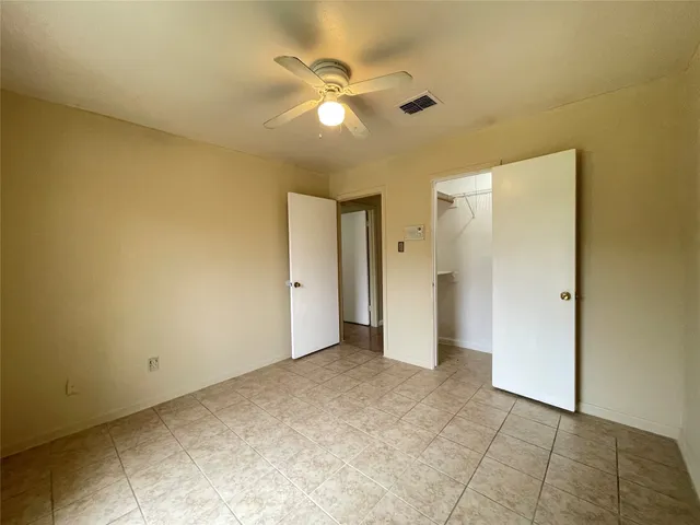 $1,600 | 7110 Foxmar Lane, Humble, TX 77338