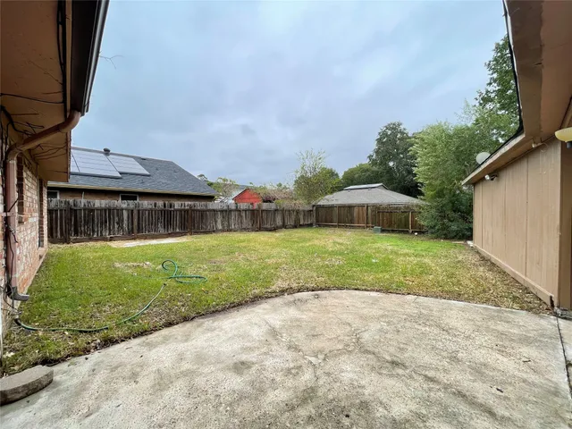 $1,600 | 7110 Foxmar Lane, Humble, TX 77338