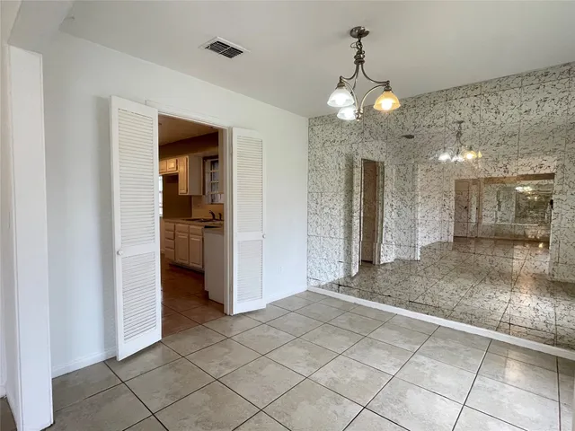 $1,600 | 7110 Foxmar Lane, Humble, TX 77338