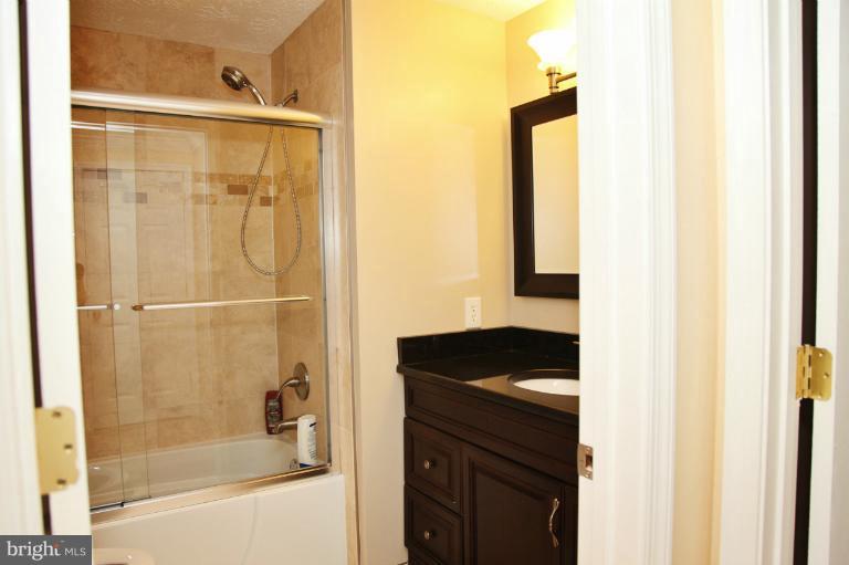 9224 Briarchip Street Laurel, MD 20708 - Photo 24 of 26 Bath