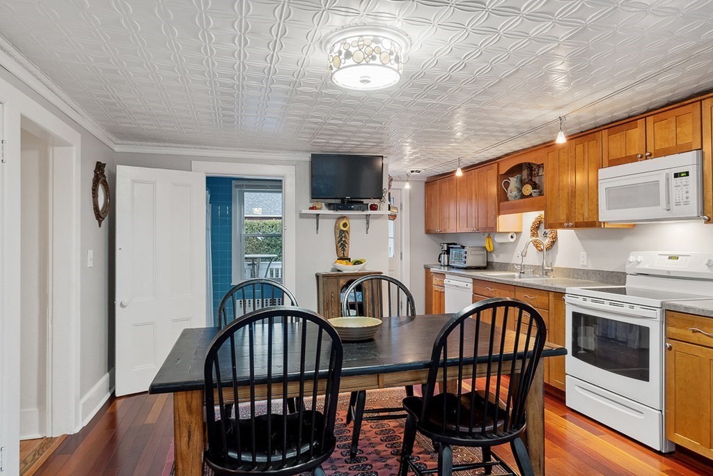 59 Howe Street Methuen, MA 01844 - Photo 13 of 41 Gallery Image 13