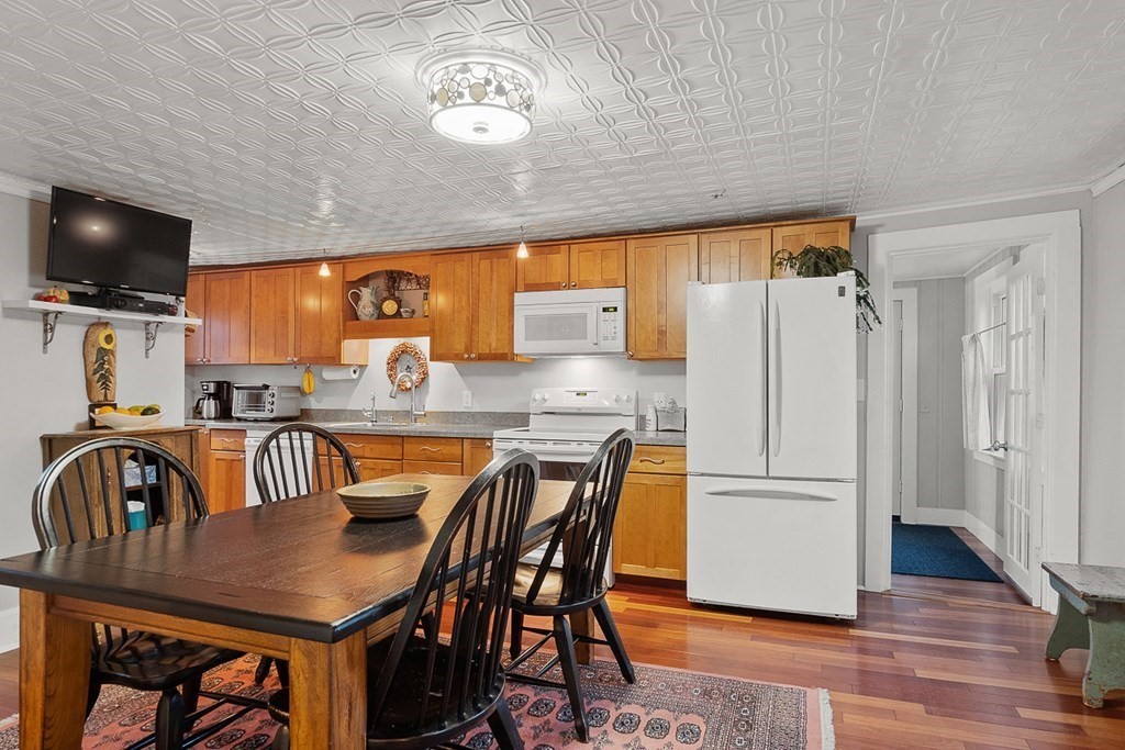 59 Howe Street Methuen, MA 01844 - Photo 14 of 41 Gallery Image 14