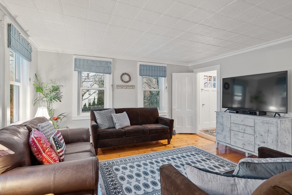 59 Howe Street Methuen, MA 01844 - Photo 20 of 41 Gallery Image 20