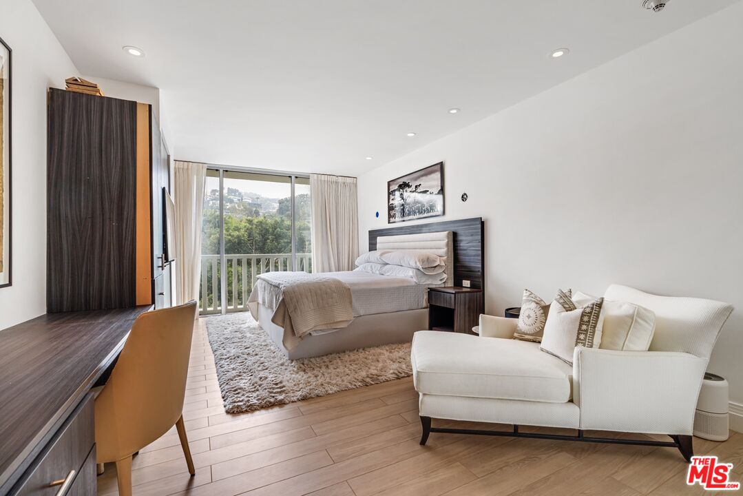 9255 Doheny Road, Unit 703 West Hollywood, CA 90069 - Photo 16 of 28