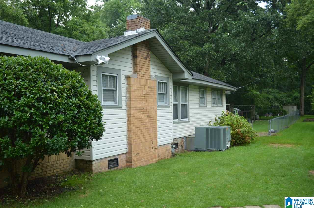 2619 Snow Rogers Road Gardendale, AL 35071 - Photo 3 of 22