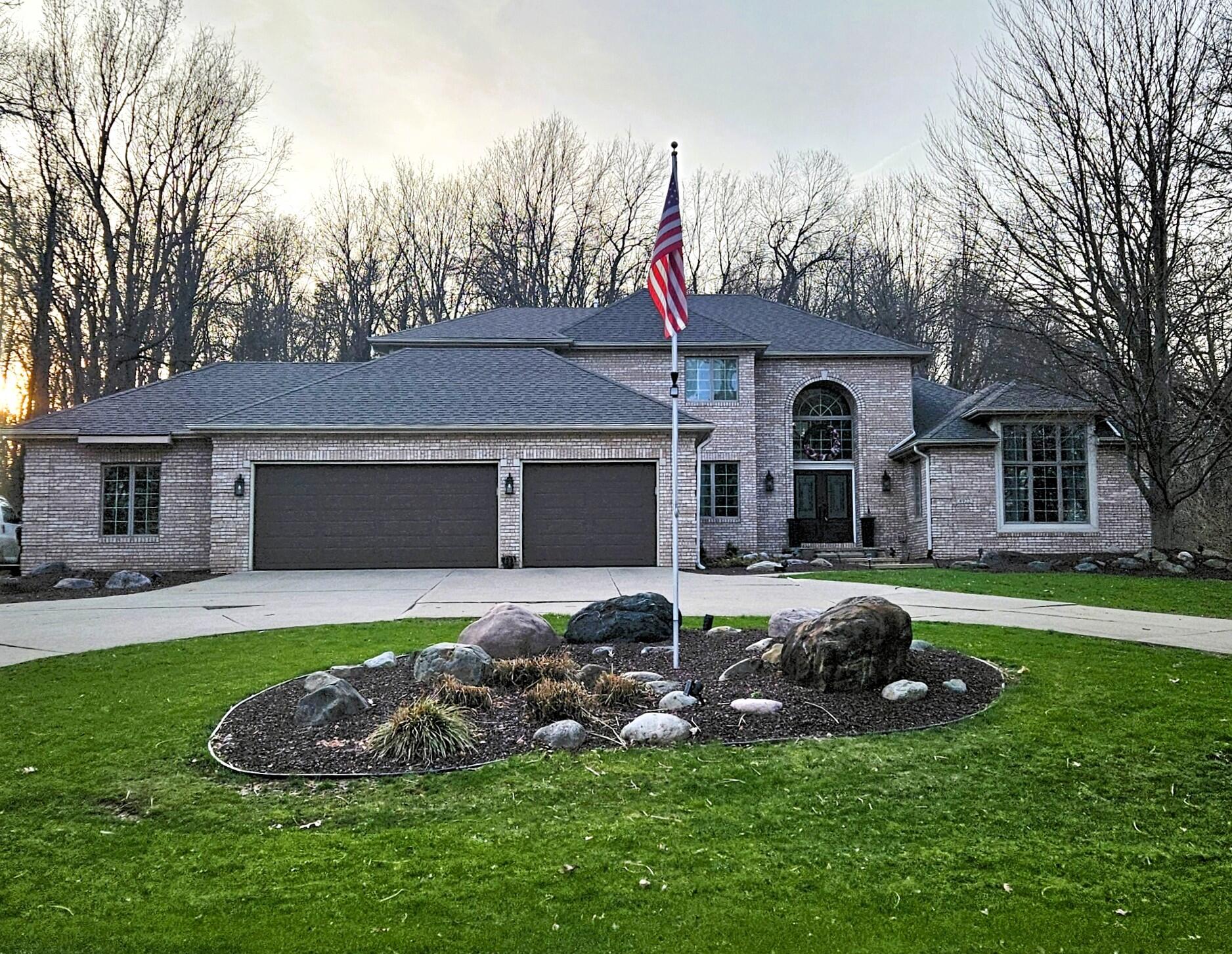 Welcome Home! 4922 Country Ln