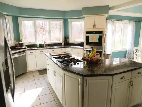 $759,000 | 4922 Country Lane, Jackson, MI 49201