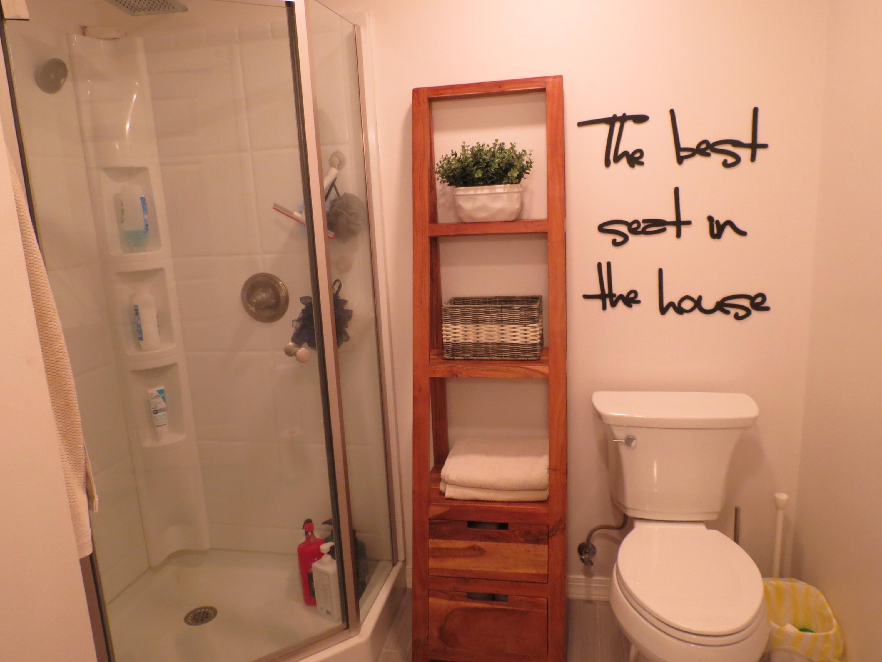 4922 Country Lane Jackson, MI 49201 - Photo 49 of 70 Basement bath