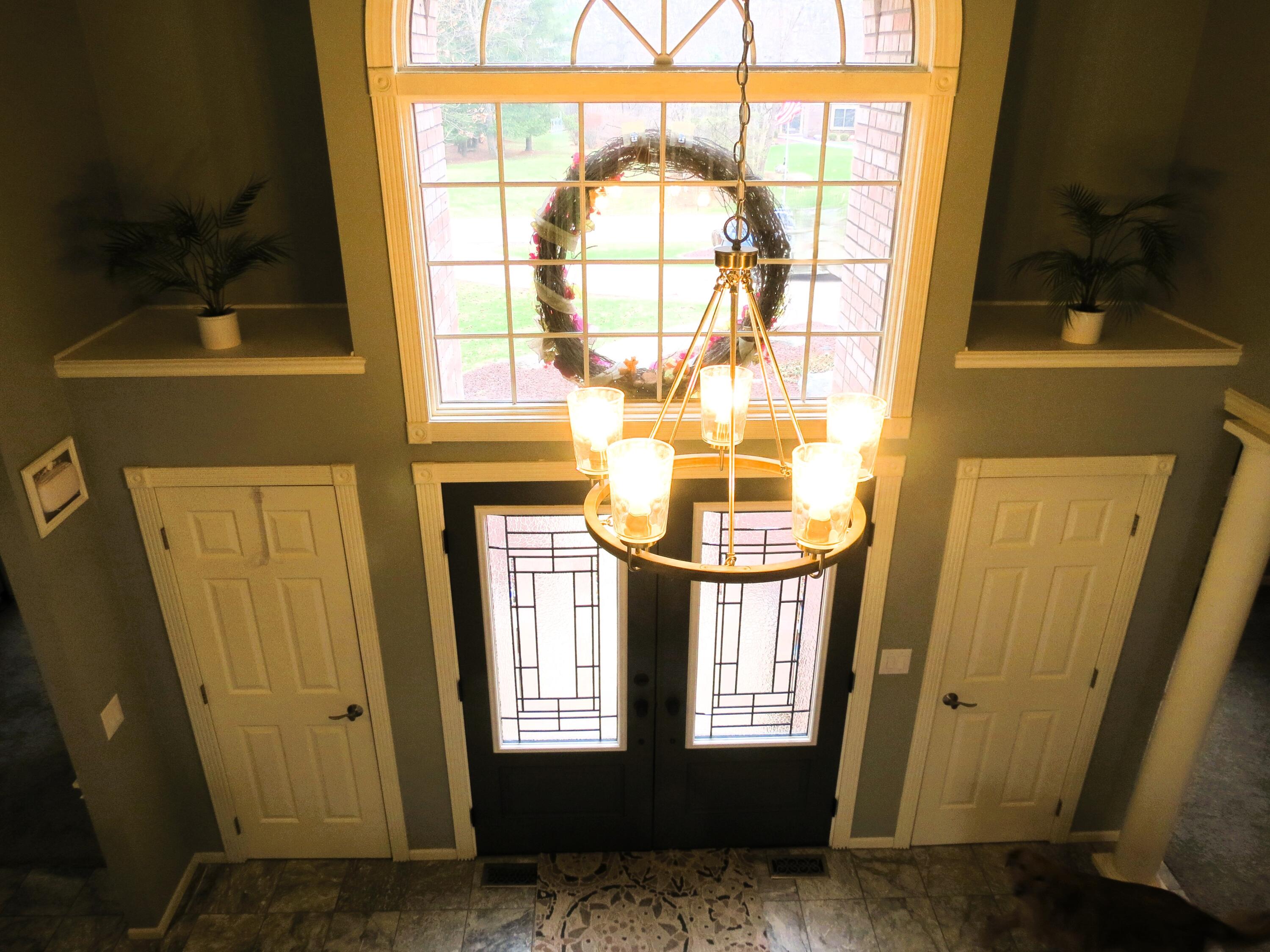 4922 Country Lane Jackson, MI 49201 - Photo 5 of 70 Beautiful entry