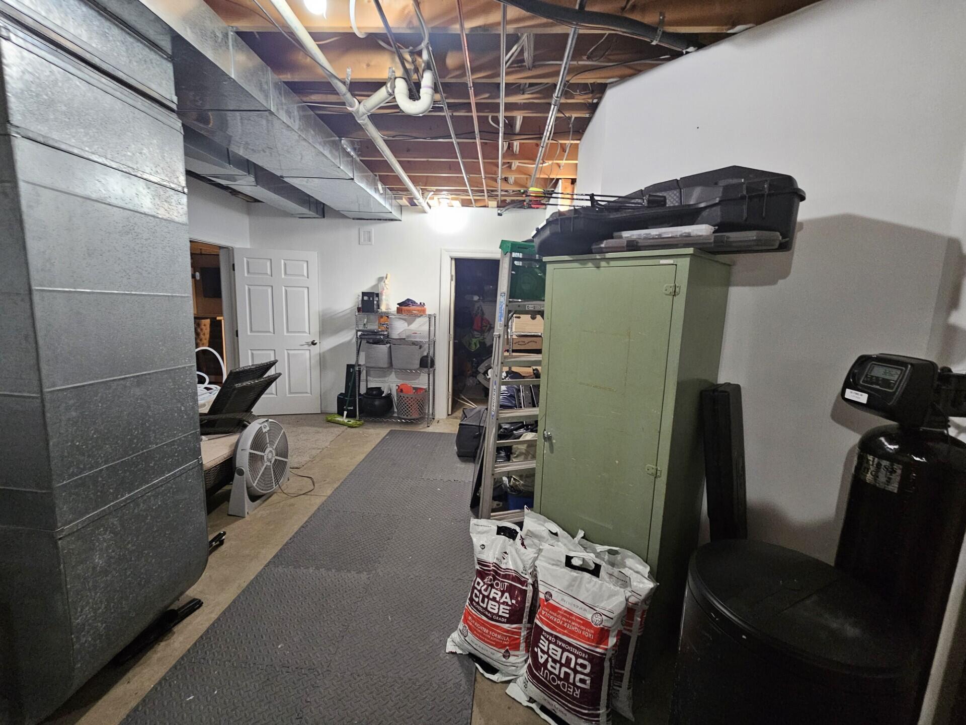 4922 Country Lane Jackson, MI 49201 - Photo 57 of 70 Utility& storage