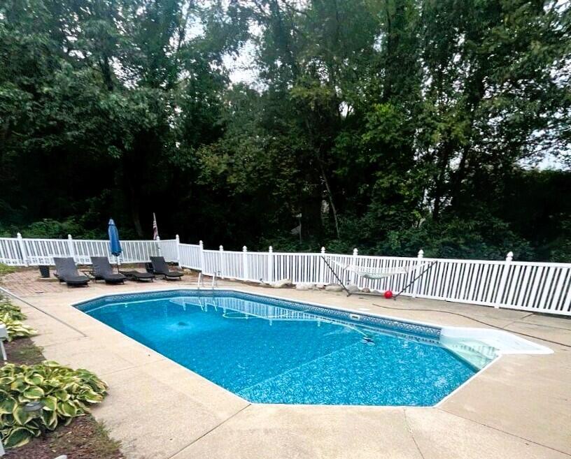 4922 Country Lane Jackson, MI 49201 - Photo 58 of 70 Summer time entertaining