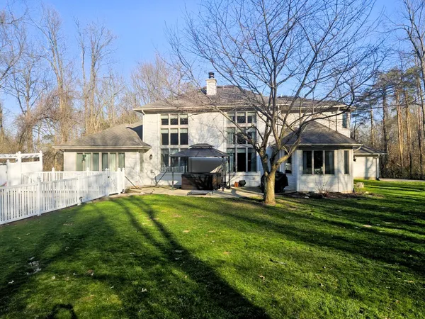 $759,000 | 4922 Country Lane, Jackson, MI 49201