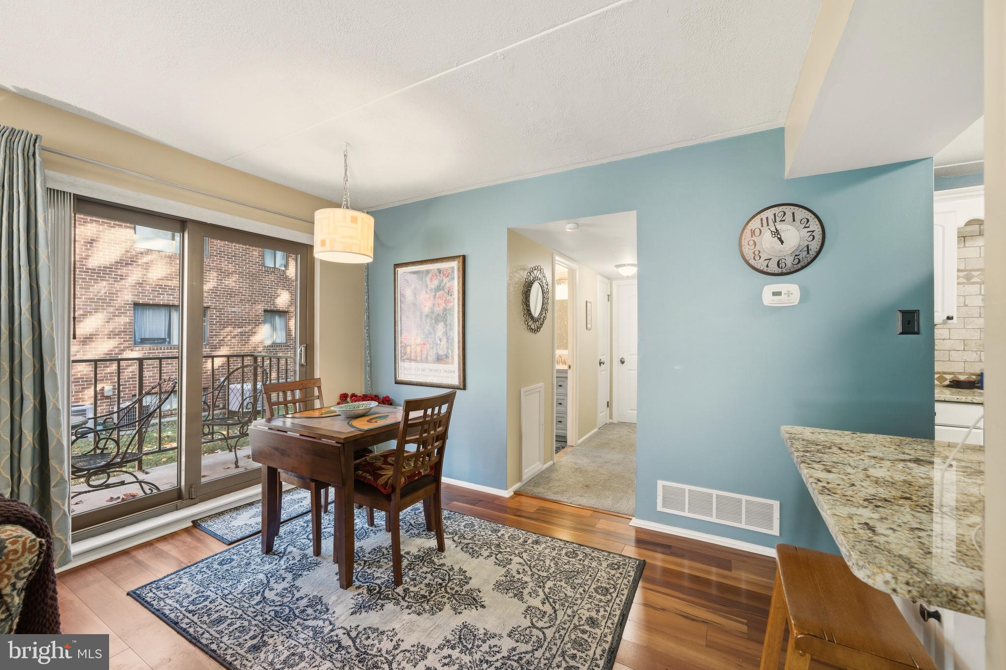 844 Putnam Boulevard, Unit 61A Wallingford, PA 19086 - Photo 10 of 23 a view of a livingroom with furniture