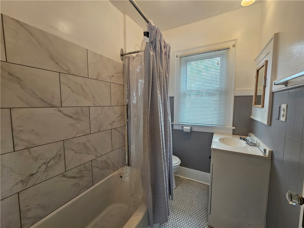 133 McKinley Street Rochester, NY 14609 - Photo 13 of 18