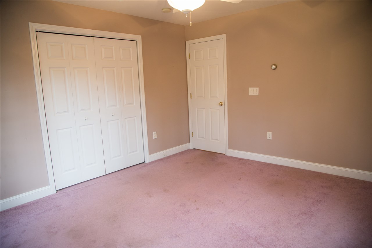 387 Haverhill Road Chester, NH 03036 - Photo 15 of 30