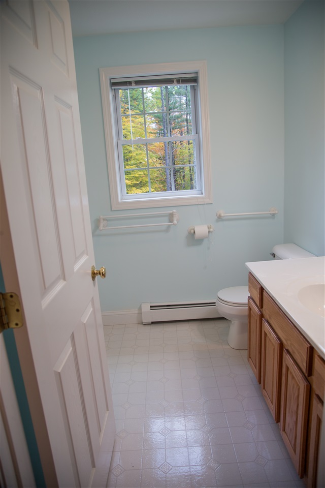 387 Haverhill Road Chester, NH 03036 - Photo 22 of 30