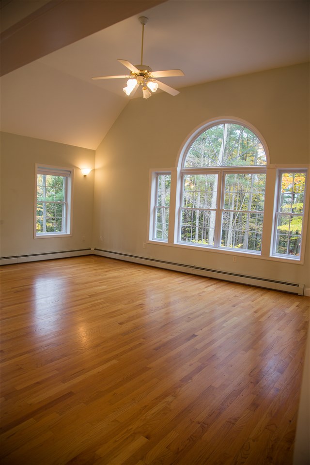 387 Haverhill Road Chester, NH 03036 - Photo 4 of 30