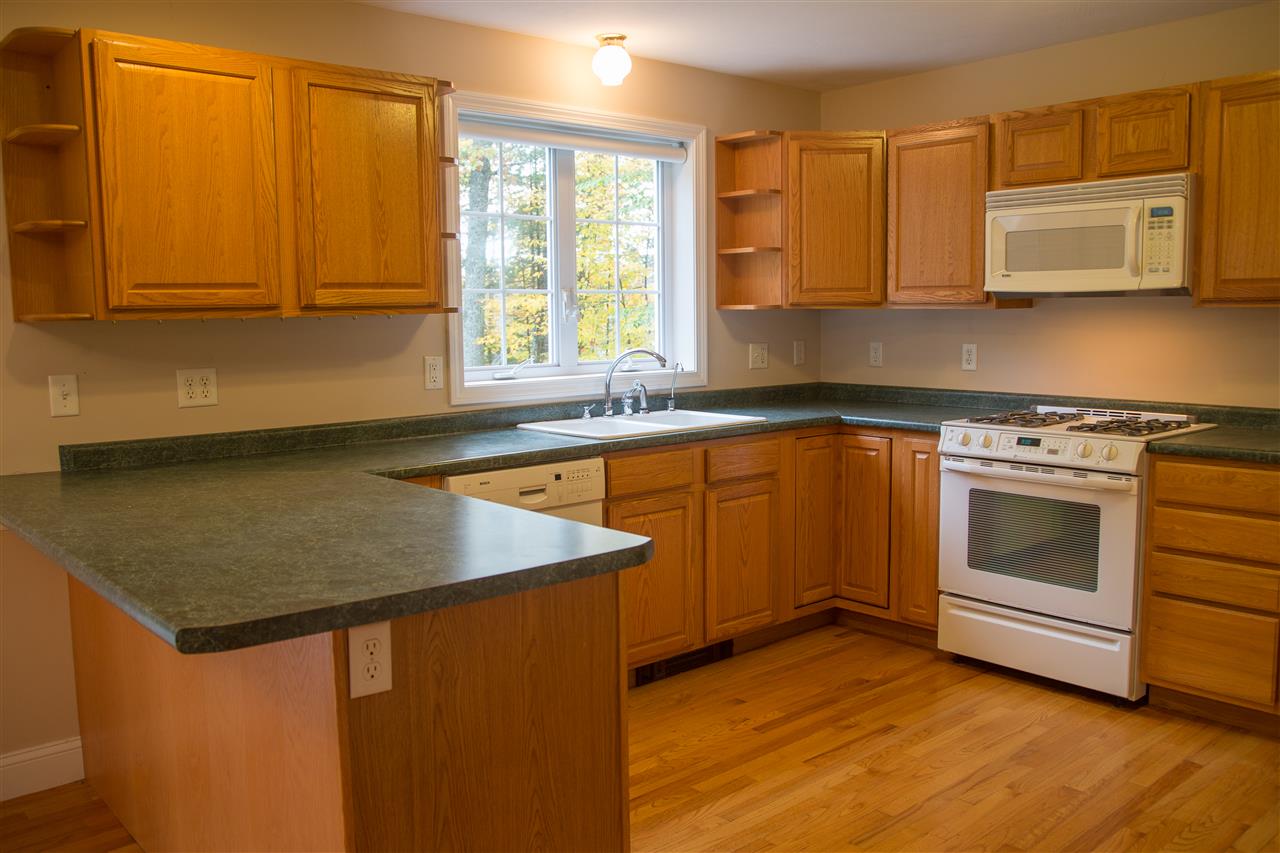 387 Haverhill Road Chester, NH 03036 - Photo 9 of 30
