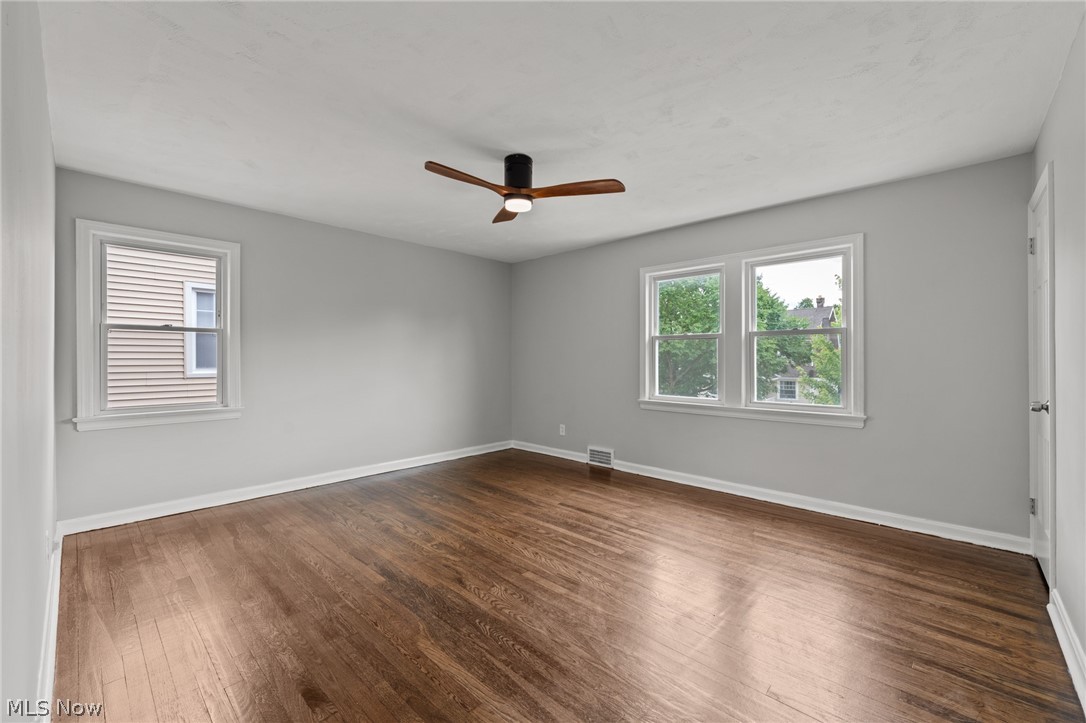 3601 Tullamore Road University Heights, OH 44118 - Photo 32 of 45