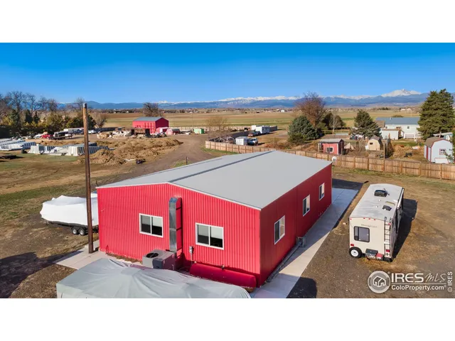 a picture of city view