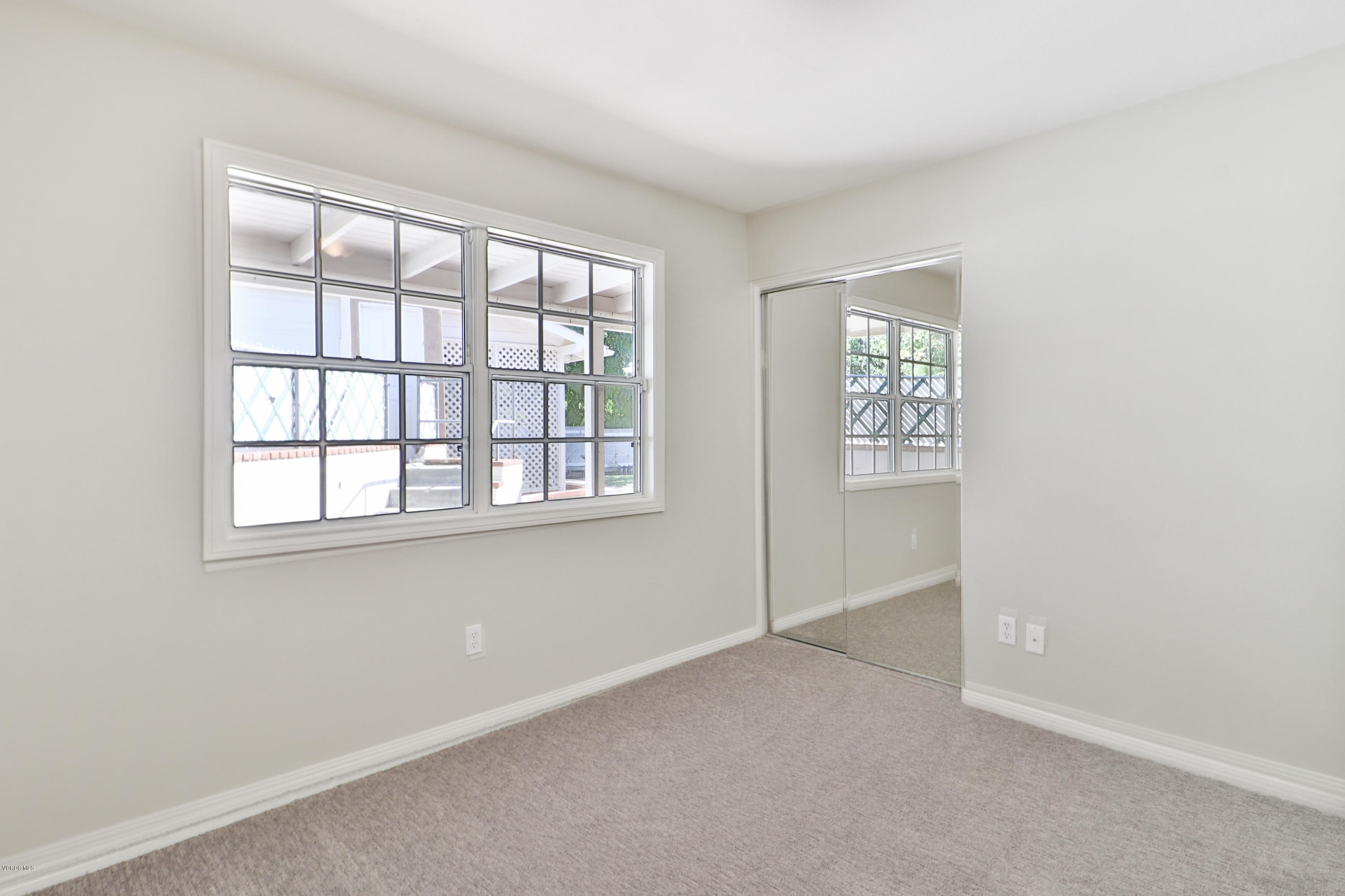 3230 Travis Avenue Simi Valley, CA 93063 - Photo 24 of 41 IMG_1032