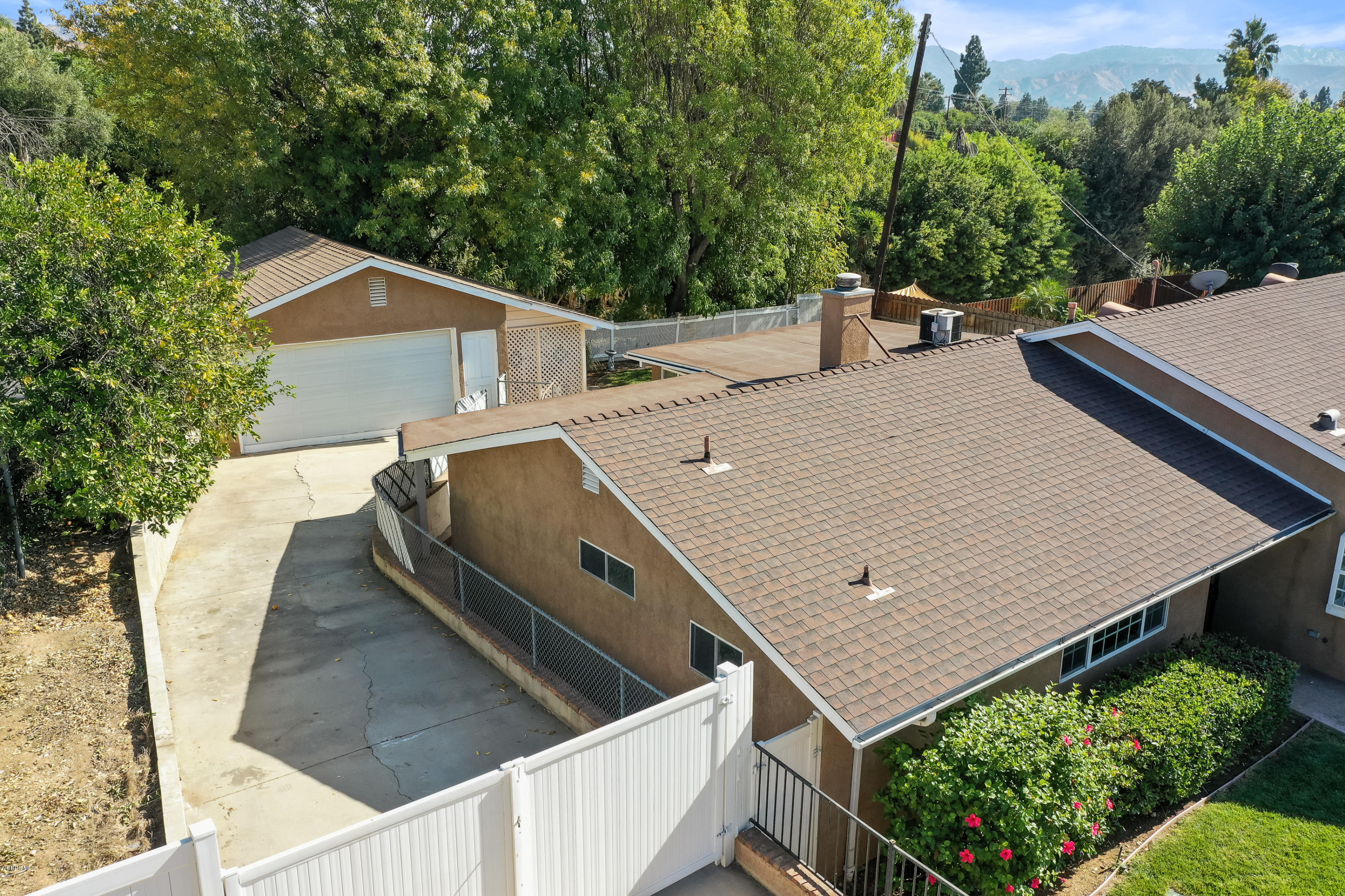 3230 Travis Avenue Simi Valley, CA 93063 - Photo 27 of 41 DJI_0412
