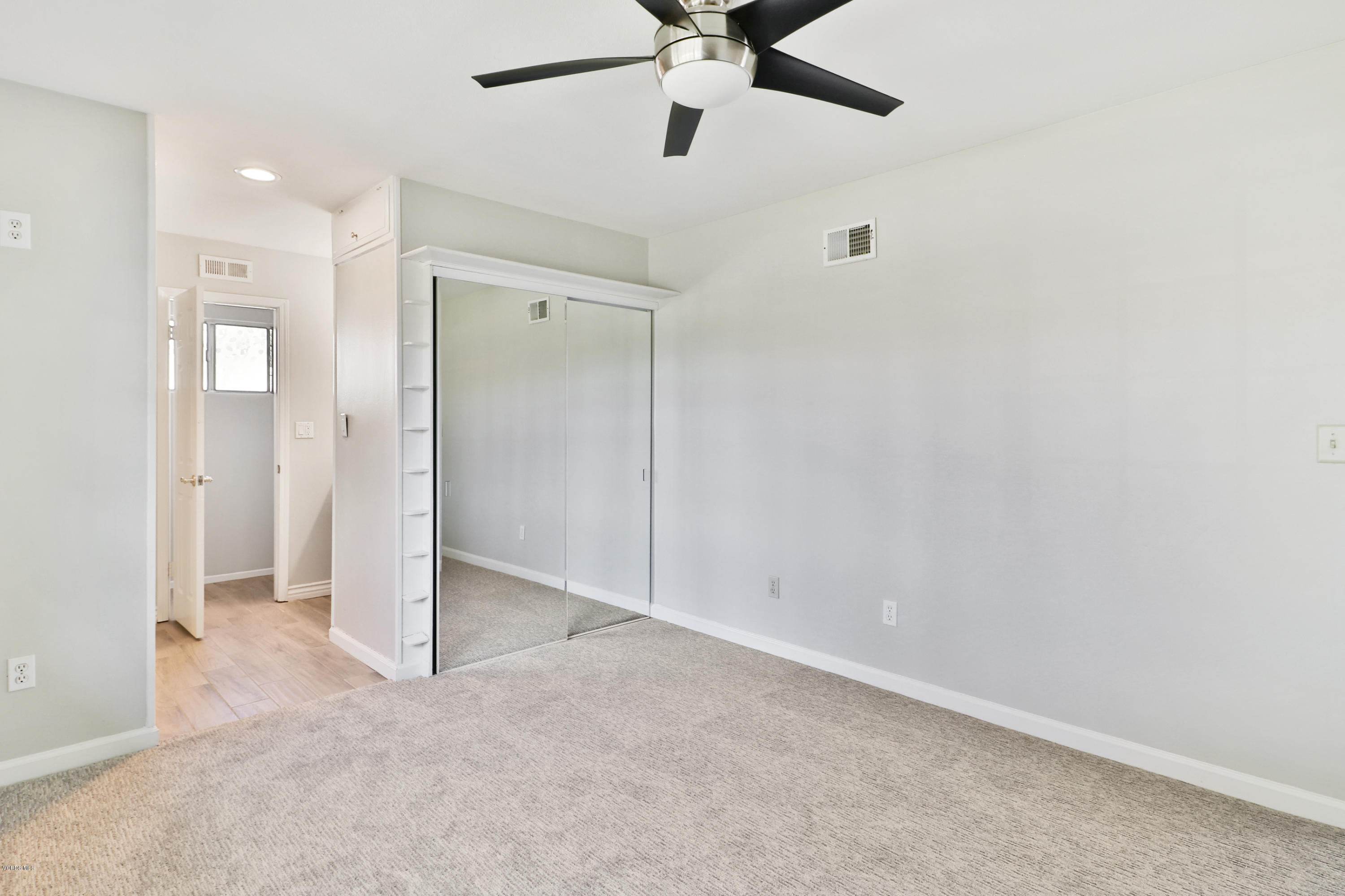 3230 Travis Avenue Simi Valley, CA 93063 - Photo 30 of 41 IMG_1022