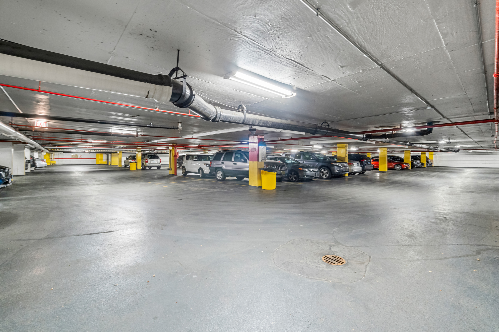 5445 North Sheridan Road, Unit 504 Chicago, IL 60640 - Photo 13 of 14 Gallery Image 13