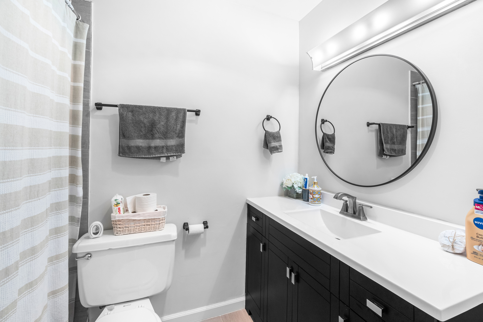 5445 North Sheridan Road, Unit 504 Chicago, IL 60640 - Photo 9 of 14 Gallery Image 9