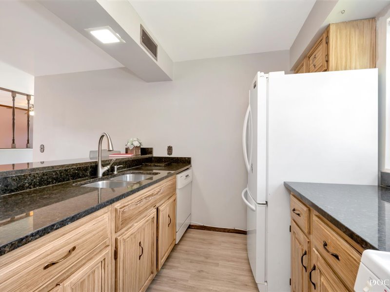 28 Somerset Road Montgomery, IL 60538 - Photo 9 of 29