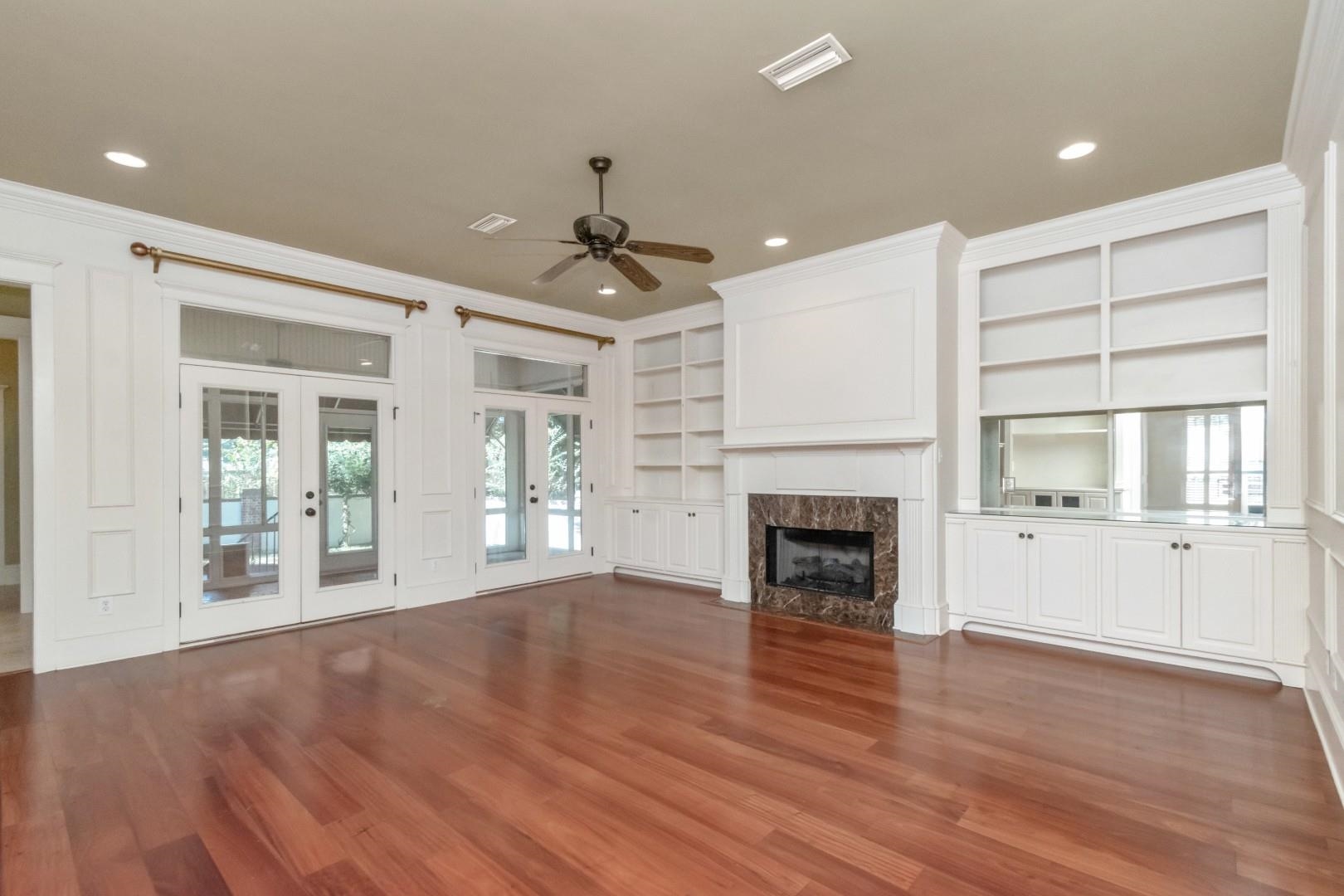 890 Randall Avenue Daphne, AL 36526 - Photo 3 of 47 Living Room