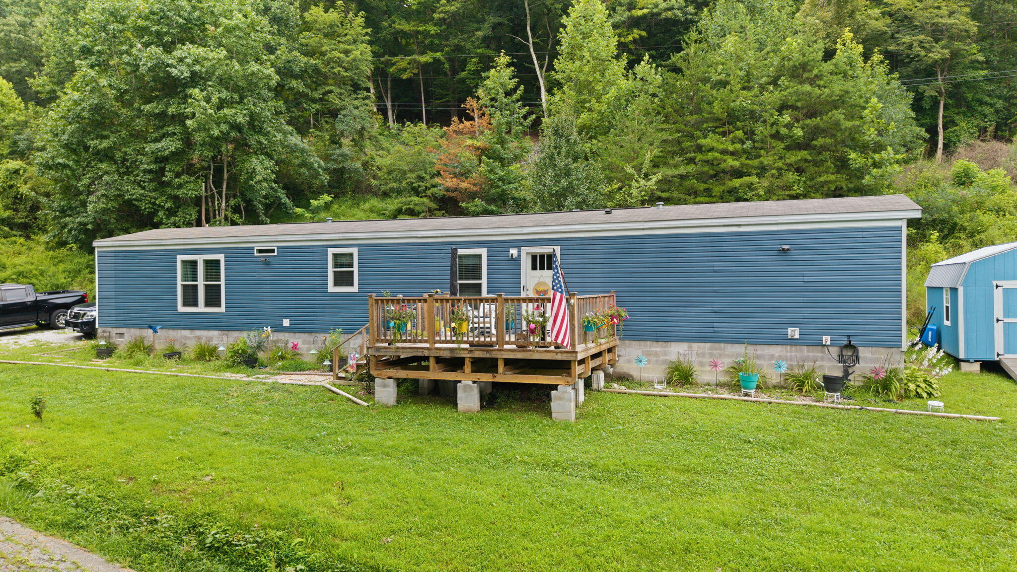 209 Bowling Branch Road London, KY 40741 - Photo 38 of 64 38-web-or-mls-DJI_20260727105135_0221_D