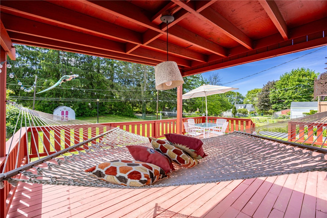 367 Walzer Road Irondequoit, NY 14622 - Photo 5 of 49