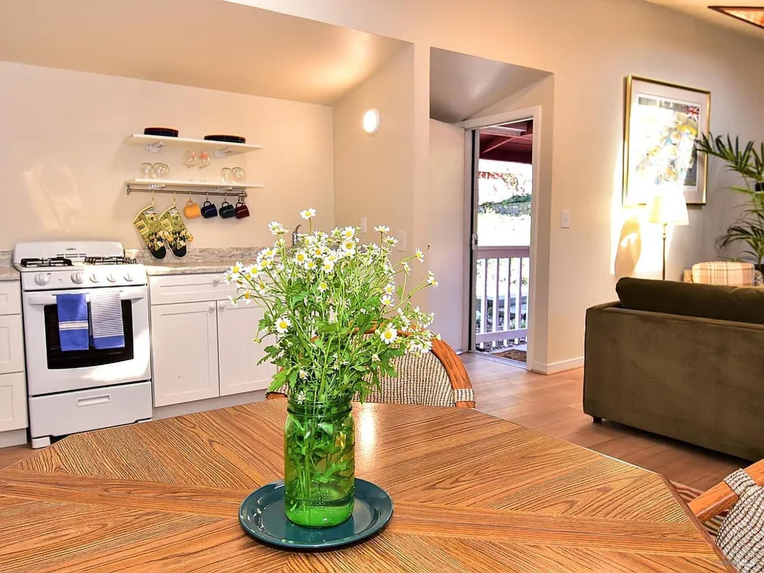2550 Warm Springs Road Glen Ellen, CA 95442 - Photo 53 of 63 2nd Unit - photo taken when unit was listed for rent.