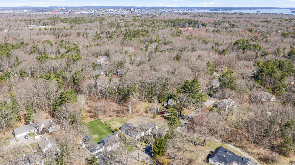 505 Mitchell Road Cape Elizabeth, ME 04107 - Photo 76 of 77 DJI_20260427095732_0019_D