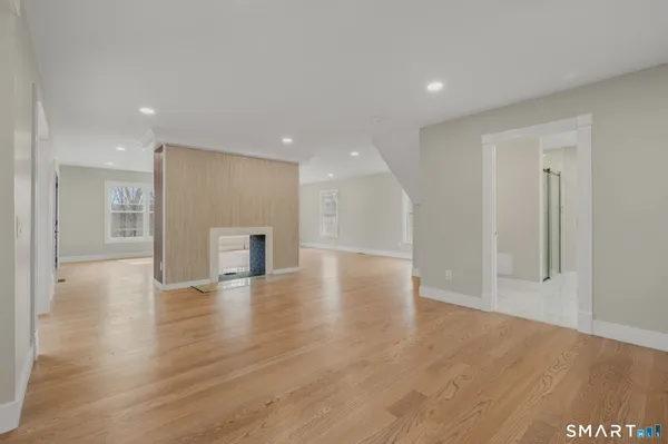 $1,395,000 | 45 Clark Road, Lyme, CT 06371