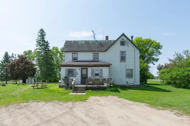$479,000 | 41936 County 75, Bertha, MN 56437