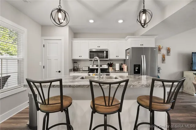 $229,900 | 1010 Sweet Amy Way, Sellersburg, IN 47172