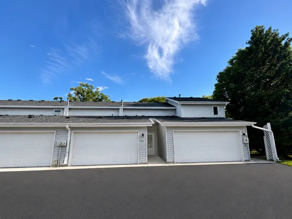 $229,900 | 1013 124th Circle Northwest, Minneapolis, MN 55448