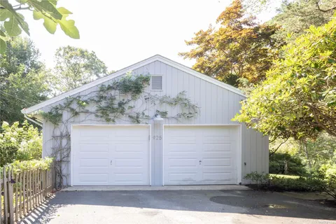 a view of a house