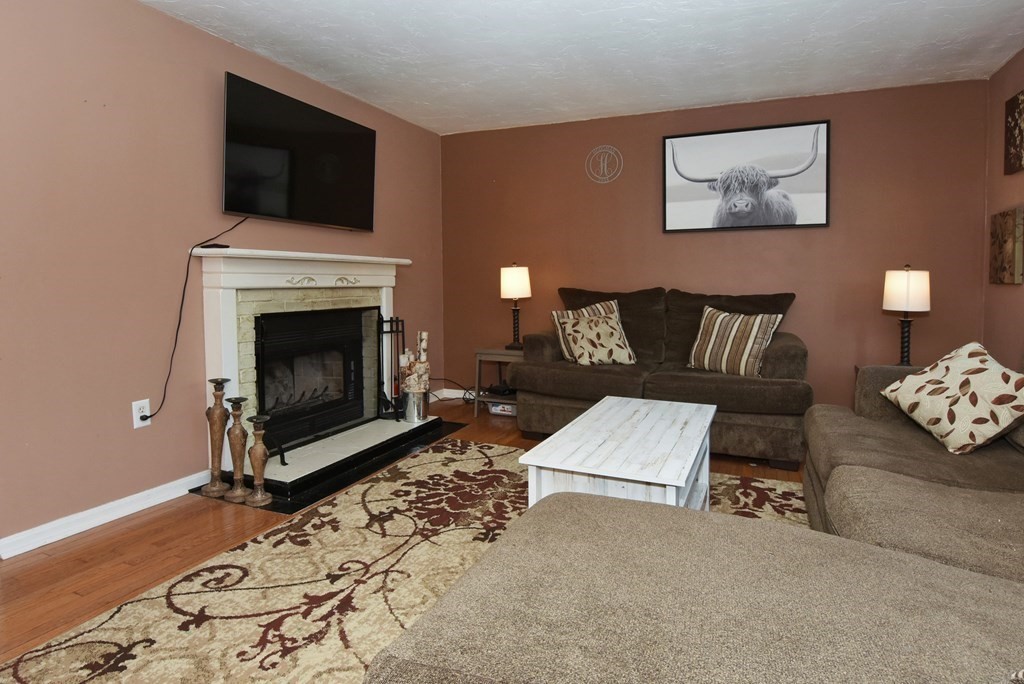 38 Plantation Road, Unit 38 Oxford, MA 01540 - Photo 4 of 27 Gallery Image 4
