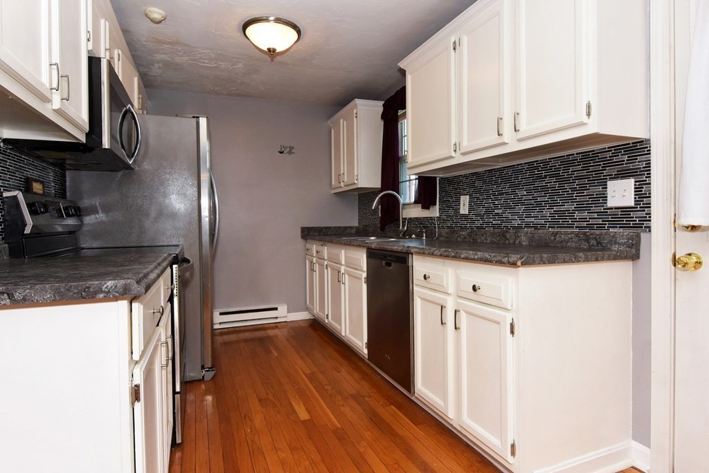 38 Plantation Road, Unit 38 Oxford, MA 01540 - Photo 8 of 27 Gallery Image 8