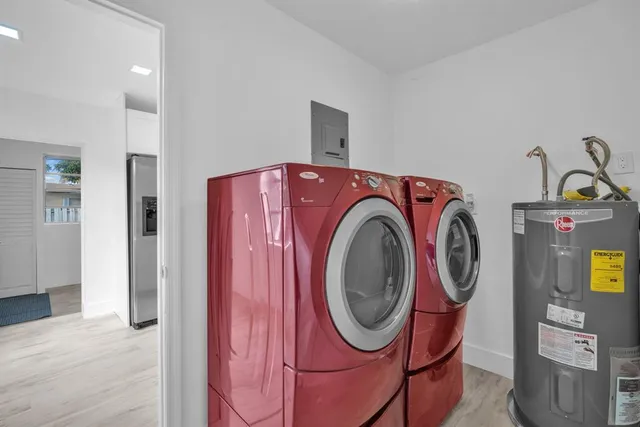 a outdoor view of a house