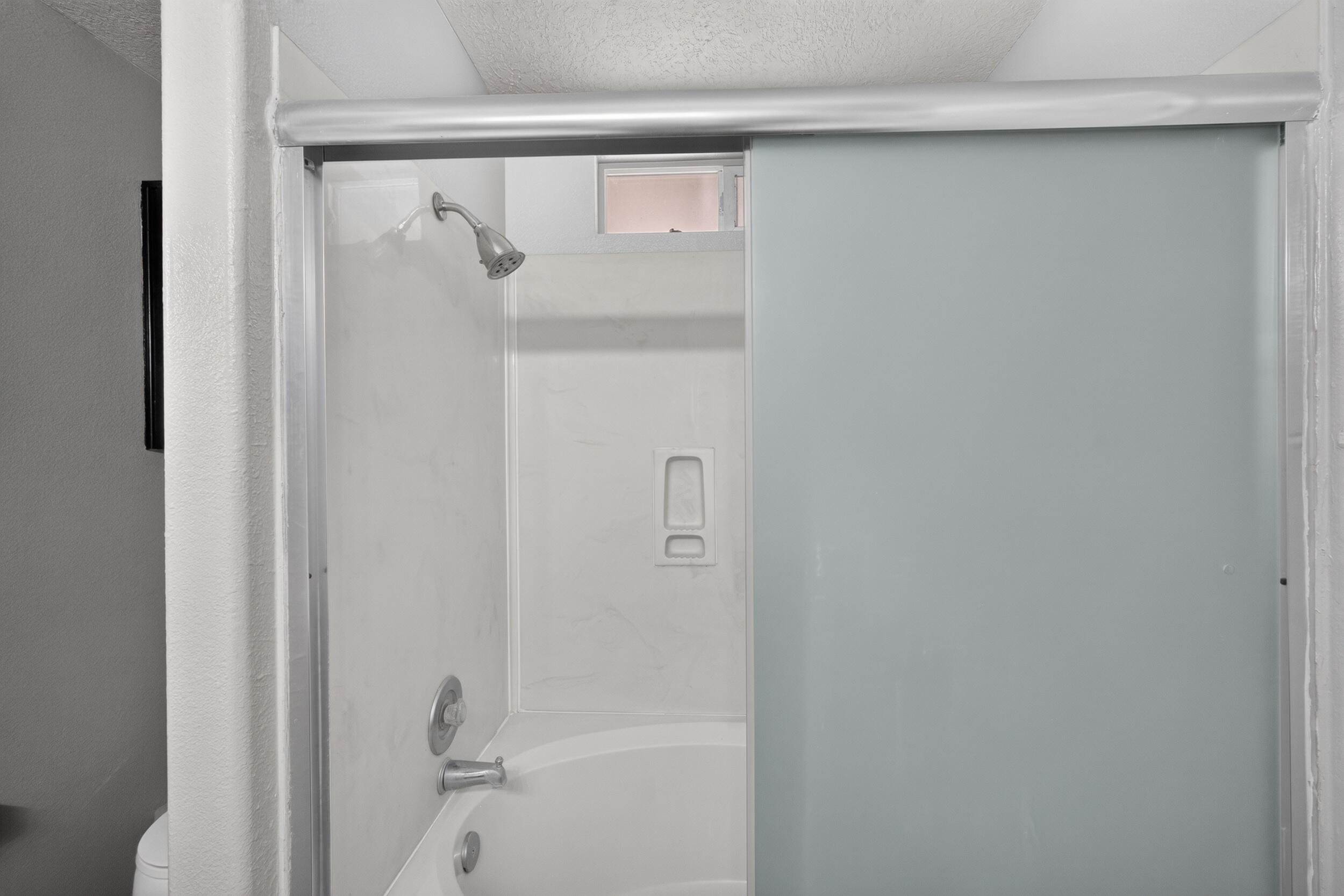 6601 Vista Del Rancho Road Northeast Albuquerque, NM 87113 - Photo 20 of 40 Gallery Image 20