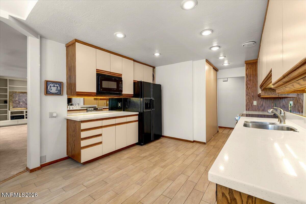 100 Moore Lane Reno, NV 89509 - Photo 18 of 82 20-020