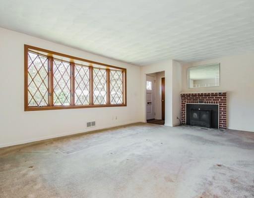 97 Page Road Bedford, MA 01730 - Photo 4 of 27 Gallery Image 4